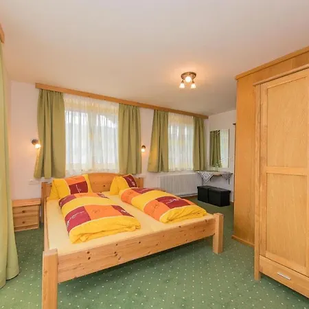 البينهوف جرافليتن 4*