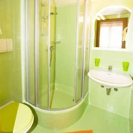 البينهوف جرافليتن 4*